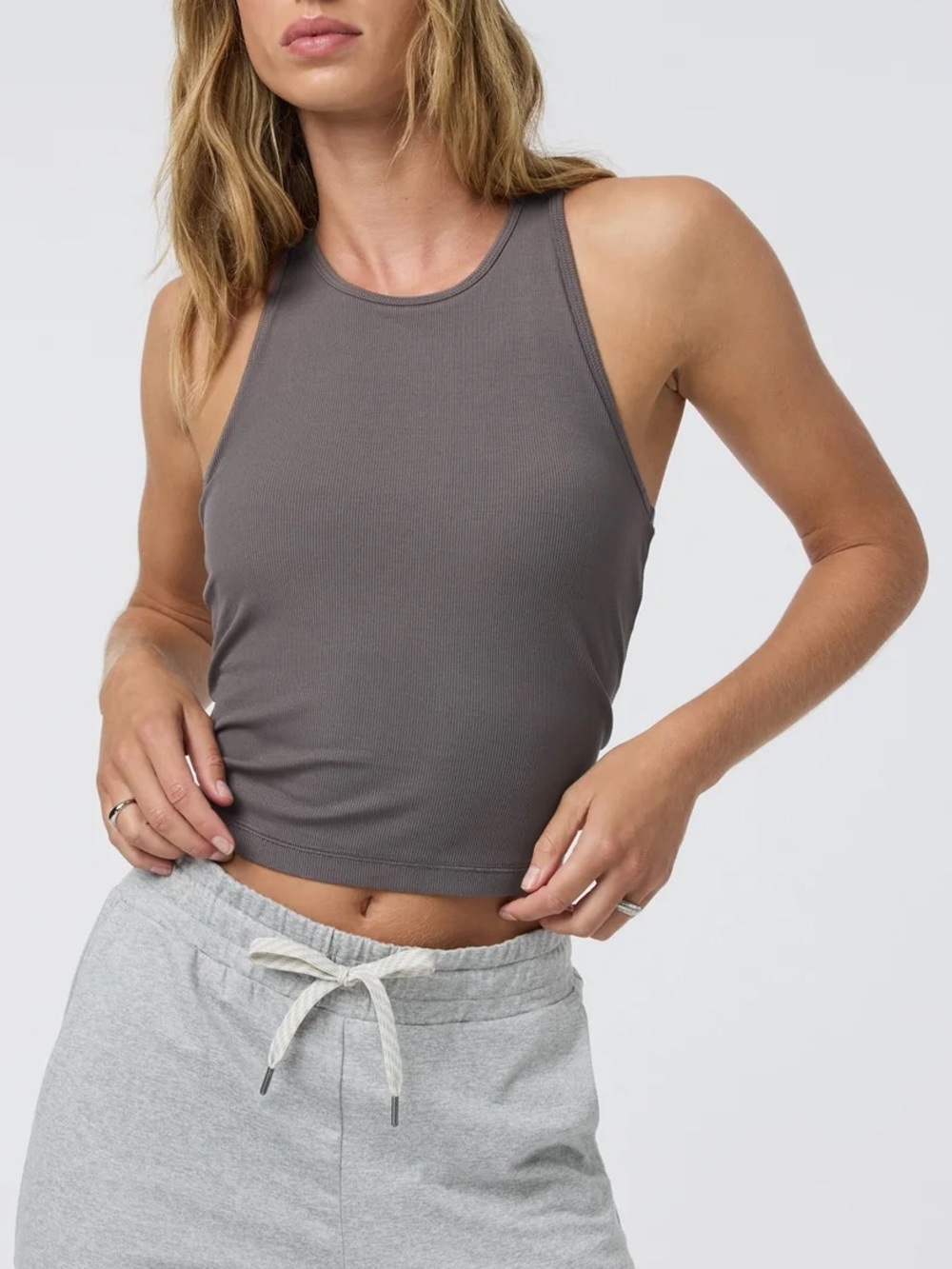 Vuori Pose Plyo Tank in Chia Size S